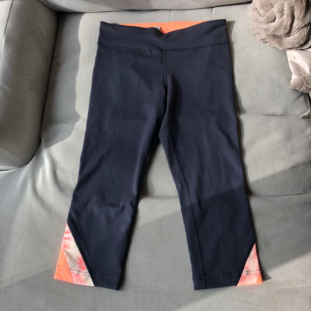 Under Armour capri workout leggings